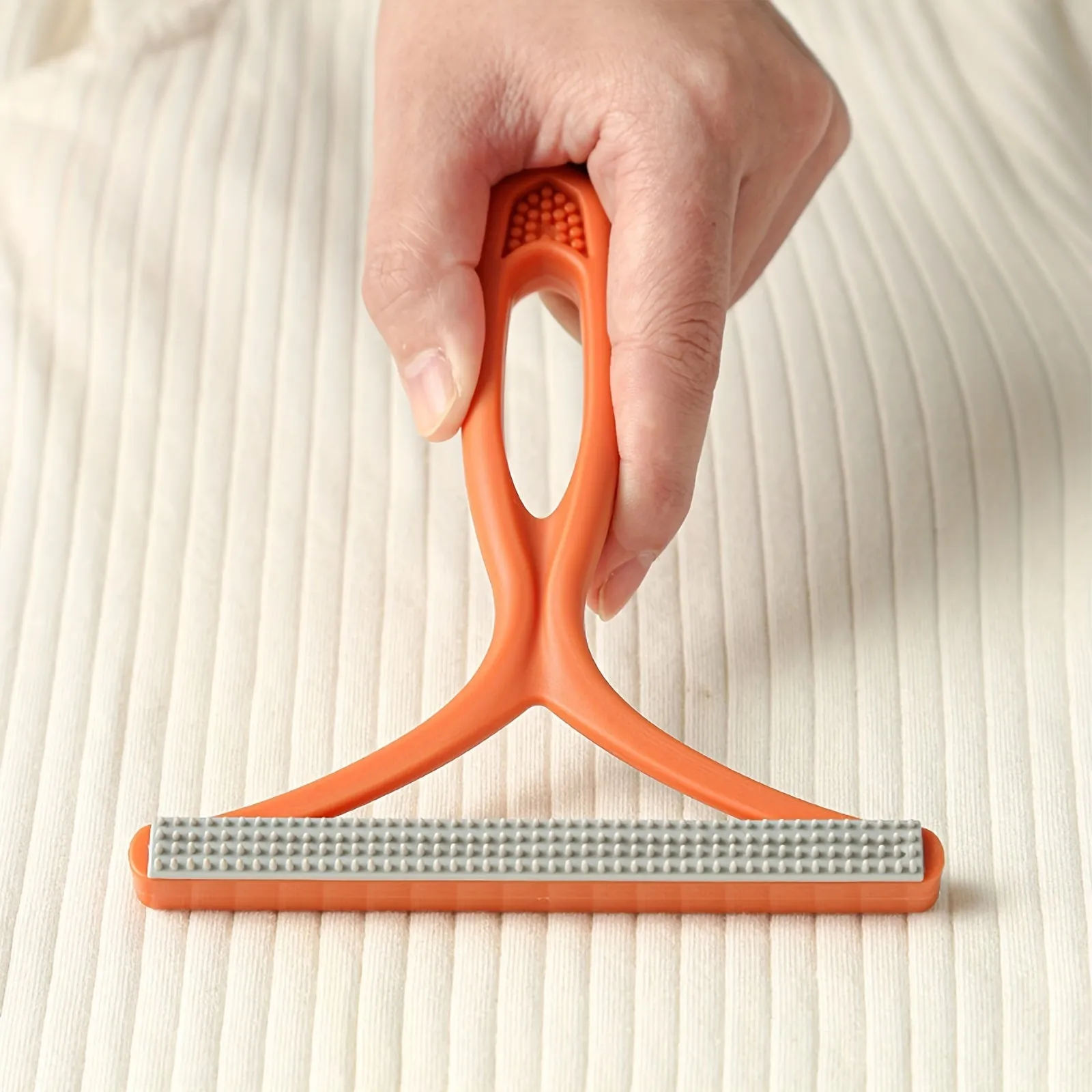 Dogs Hair Remover Instantly Eliminate Hair with DoubleSided Plastic