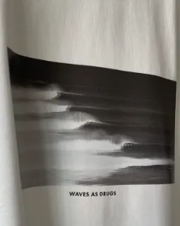 DRUGS HOODIE IN WHITE