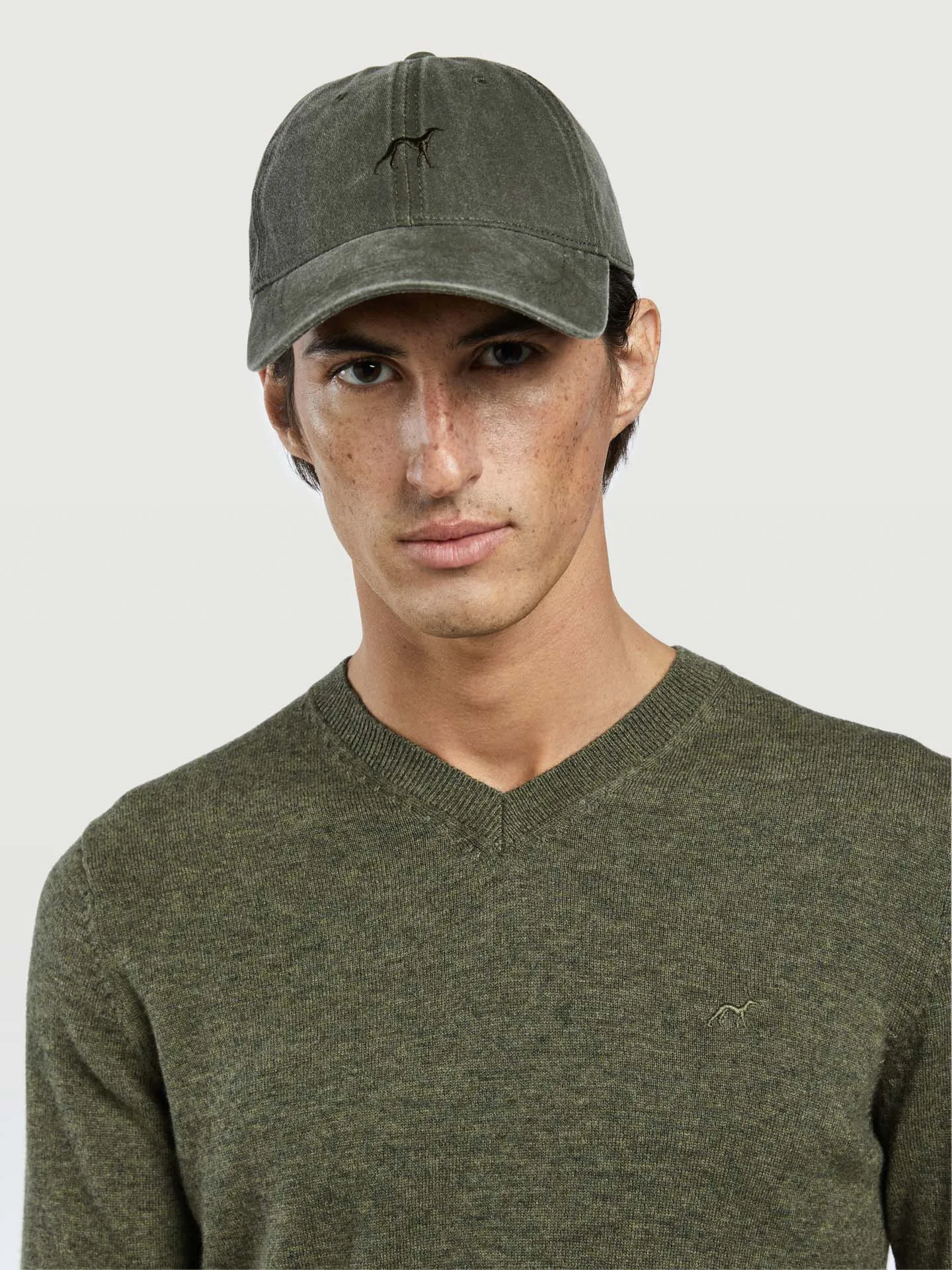 Machine washable v-neck sweater