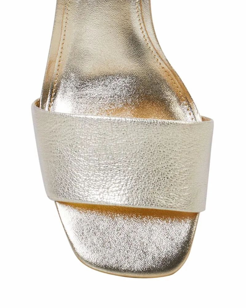 Vince Camuto Women's Carliss Gold M
